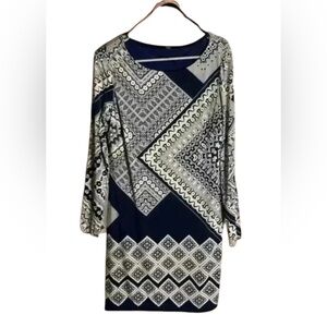 Nine West Size 10 women’s pull-on blue and white patterned sheath dress.